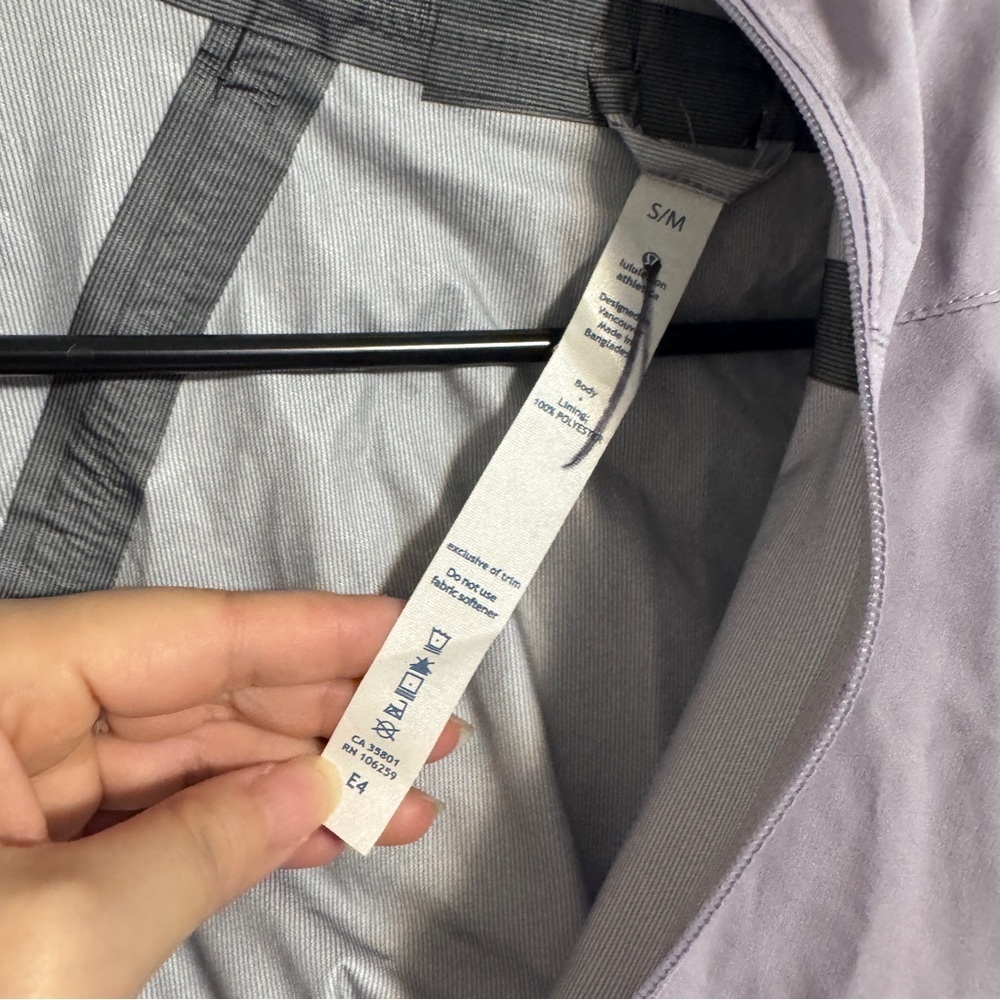 🆕 Lululemon RARE See Me Ride Poncho - Lavender Grey - Picture 6 of 11